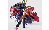 LipSense Lip Color Shows Off Color Variety and Long-Lasting Wear