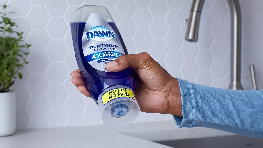 Dawn EZ-Squeeze in Hand web.jpg