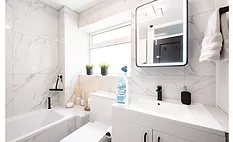 Image of toilet bowl cleaner packaging featuring Amcor’s Hector Child Resistant Closure (CRC).