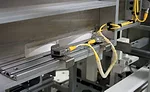 Web-IOLinkEnabledLaserSensorsDetecting.jpg