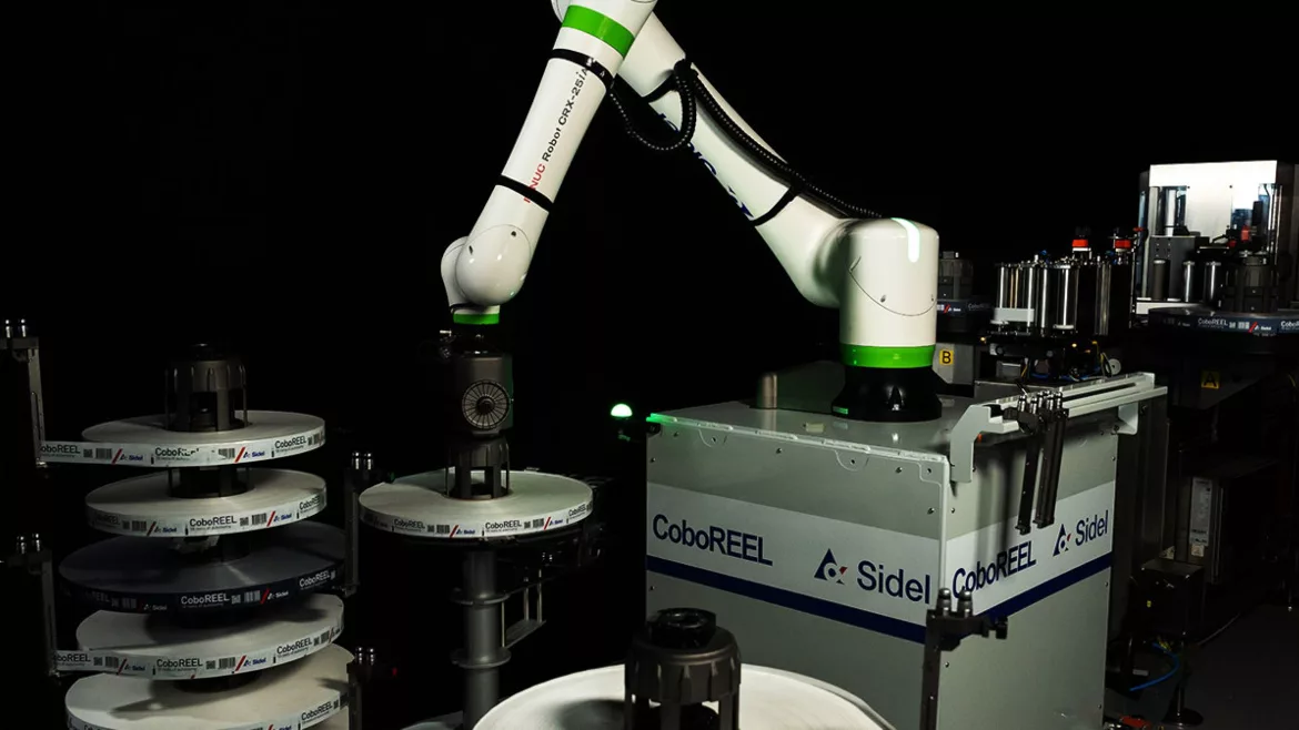 Sidel CoboREEL being used for label creation