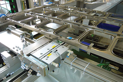 fill-seal and form-fill-seal machines