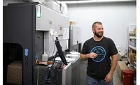 Digital Printer Integrates System That Monitors Job Status While Automatically Driving Production