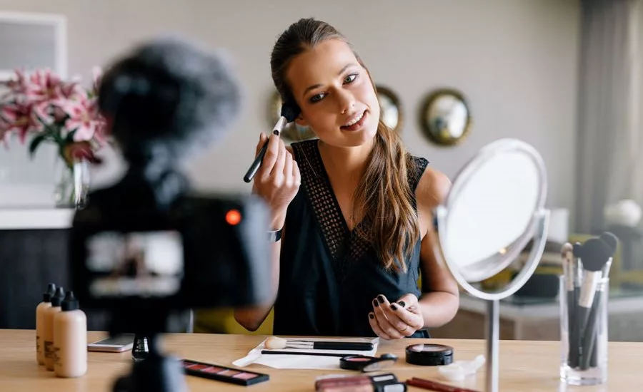 Navigating make-up packaging's new frontier