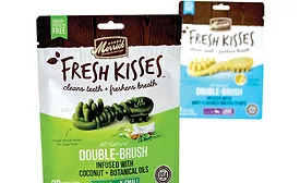 Pouch Designed to Keep Pet Treats Fresh