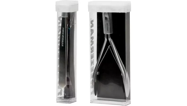 Tweezer old packaging black and white