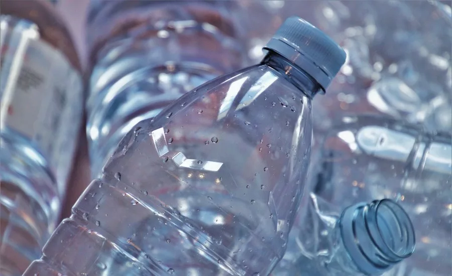 the-bottle-gdcdb7ff6e_900x550.jpg