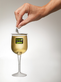 Easy wine glass packaging trend